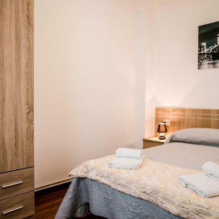 Apartamentos Enteros O Lagar Melide Dış mekan fotoğraf