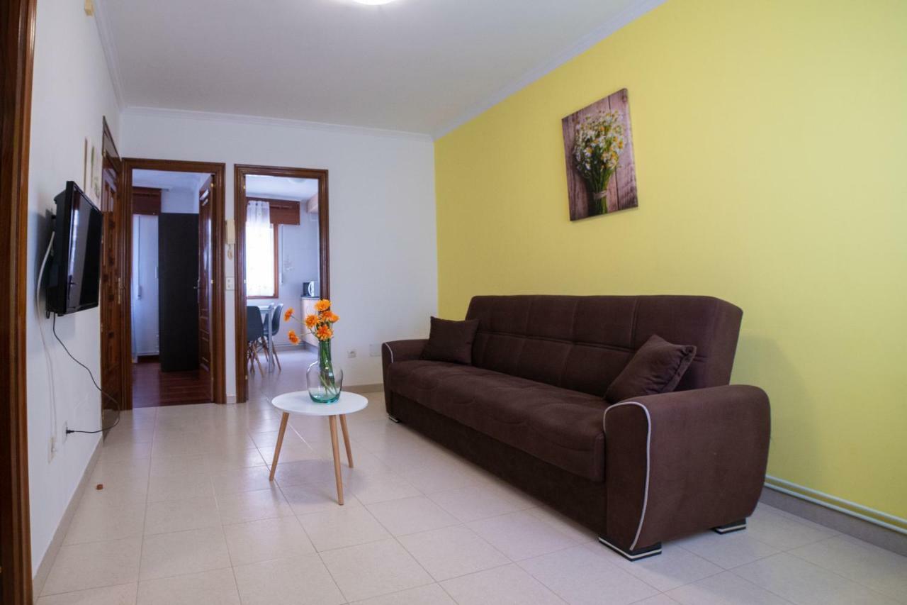 Apartamentos Enteros O Lagar Melide Dış mekan fotoğraf